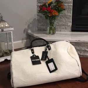 NWT Steve Madden BSoft Weekender